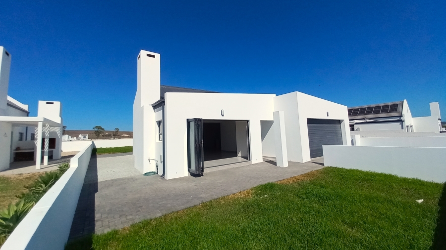 3 Bedroom Property for Sale in Brittania Beach Estate Western Cape